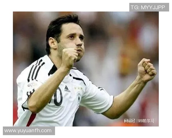 德国足球界的矮个子明星是谁他在赛场上的表现如何